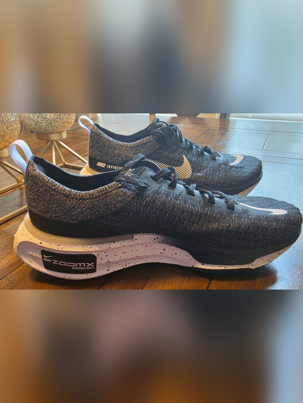 Men's Nike ZoomX Invincible Run 3 Black/White Size 10